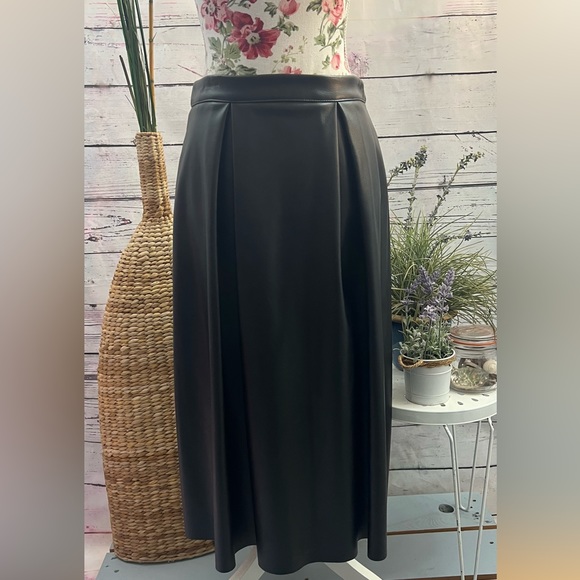 NWT ASOS Design Leather Look Full Midi Skirt with Box Pleats Size 6 - Picture 5 of 13